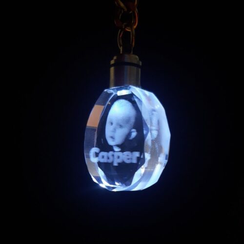 Ovalt krystalglas nøglering med 3d billede og navn (Kopier)